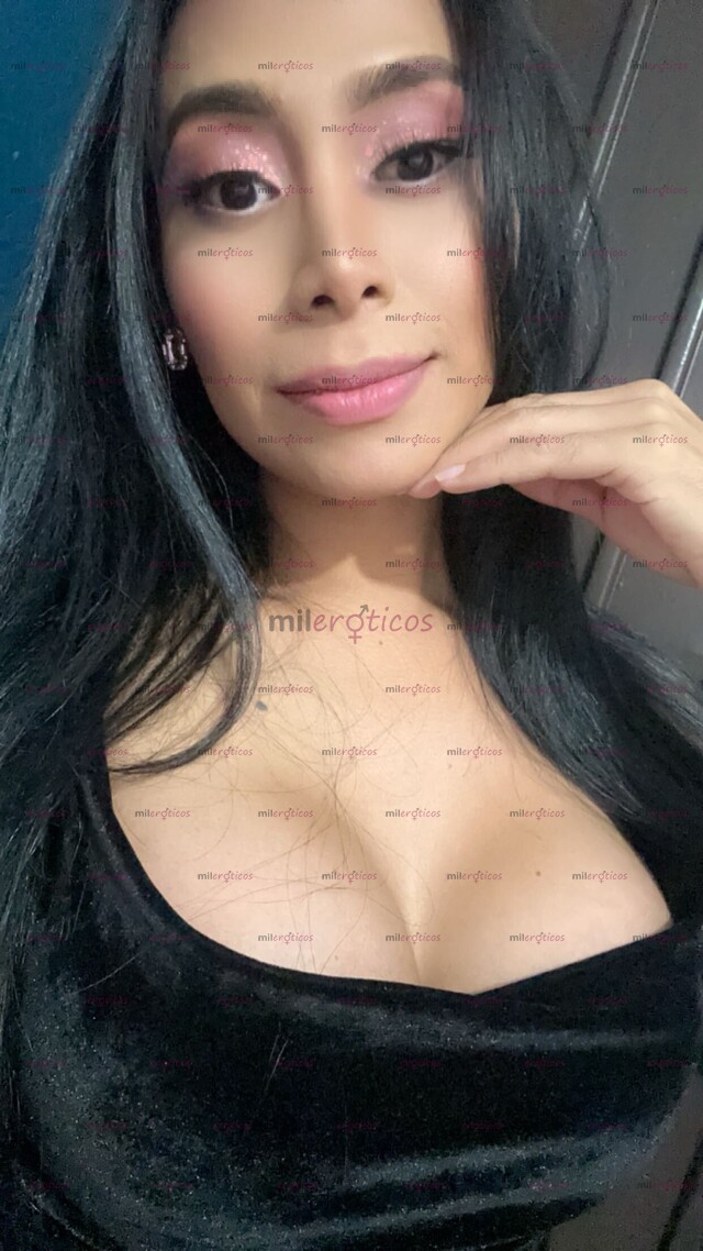 FOTOS DE SELENA UNA CHICA MUY AMABLE Y ENCANTADORA