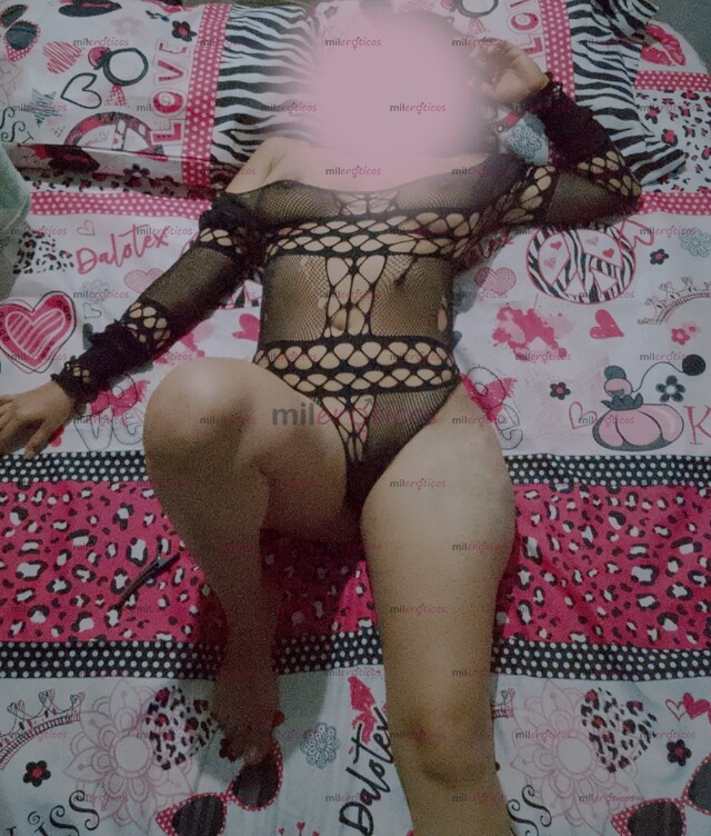 FOTOS DE 50.000 VEN Y DISFRUTA DE ESTA HERMOSA GRANDE ATRACTIVA PECHUGONA PIEL TERSA LISA