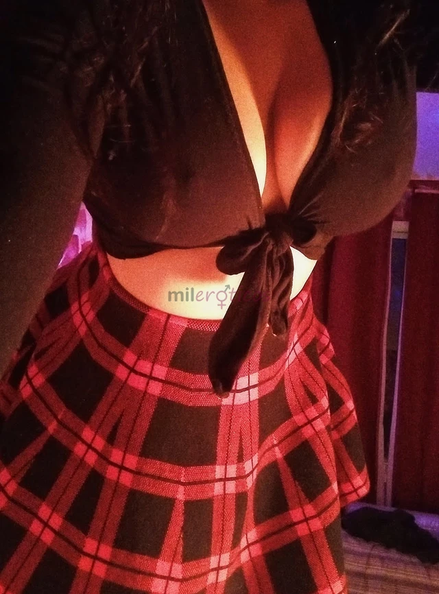 Bienvenido a mi paraiso bebe aqui encontraras mi lado mas sensual y erotico solo para ti contenido 100 explicito y de calidadsolo contenido virtual24...