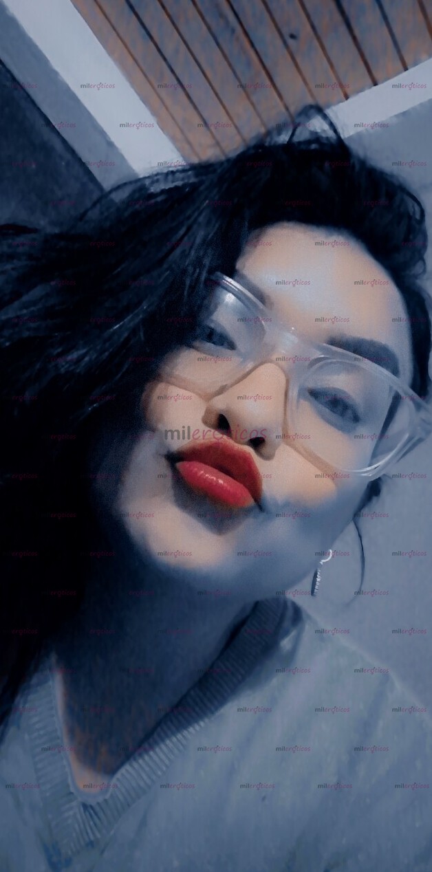 FOTOS DE FLACA PELINEGRA ARDIENTE CON GANAS DE JUGAR Y CON GANAS DE COMPLACERTE EN TODO