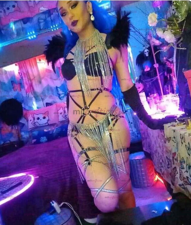FOTOS DE CHICA TRANSEXUAL SÚPER CACHONDA FIESTERA
