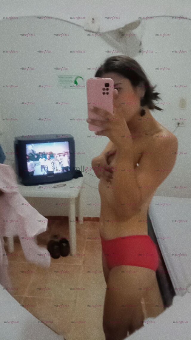 FOTOS DE RECIÉN LLEGADA A FLORENCIA, UNA CHICA TRANS CALIENTE, ARRECHA, ARDIENTE ETC..