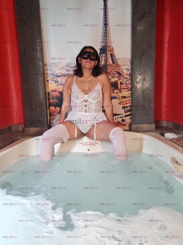 FOTOS DE AMANECI CON LA PANOCHA MOJADA Y LOS PEZONES DUROS, QUIERO VERGA Y LECHITA!