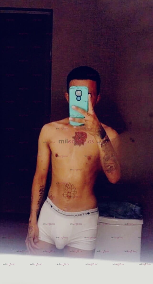 FOTOS DE CHICO VERSÁTIL SUPER DOTADO NUEVO EN TU CUIDAD 22 CM LLENOS DE PLACER PARA DARTE