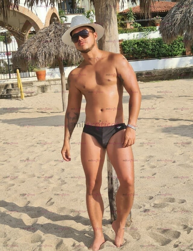 FOTOS DE MACHO MASAJISTA SCORT EN TU CIUDAD POR POCO TIEMPO SUPER CACHONDO
