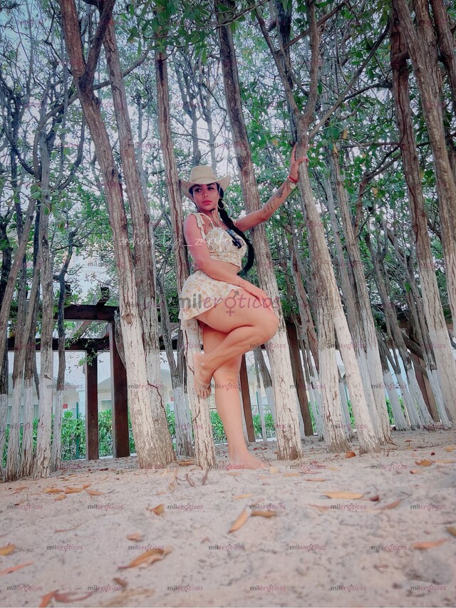 FOTOS DE UNA RICA MORENA Q LE GUSTA Q LE ROMPAN EL CULO Y LA HAGAN SENTIR MUJER