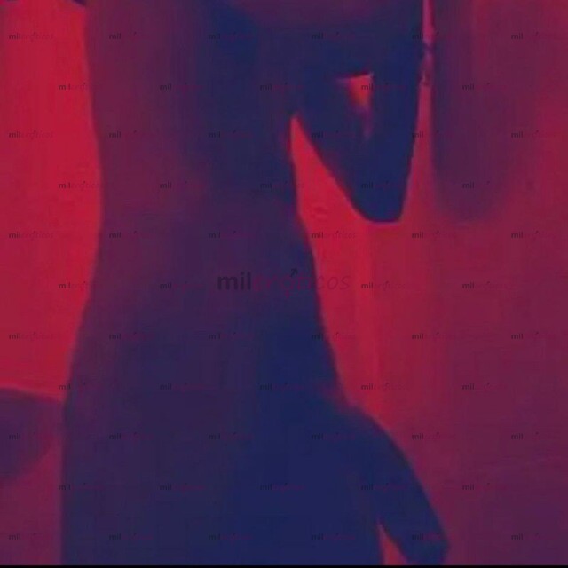 FOTOS DE MACHITO JOVEN, DE CUERPO ATLÉTICO VERGÓN 25CM