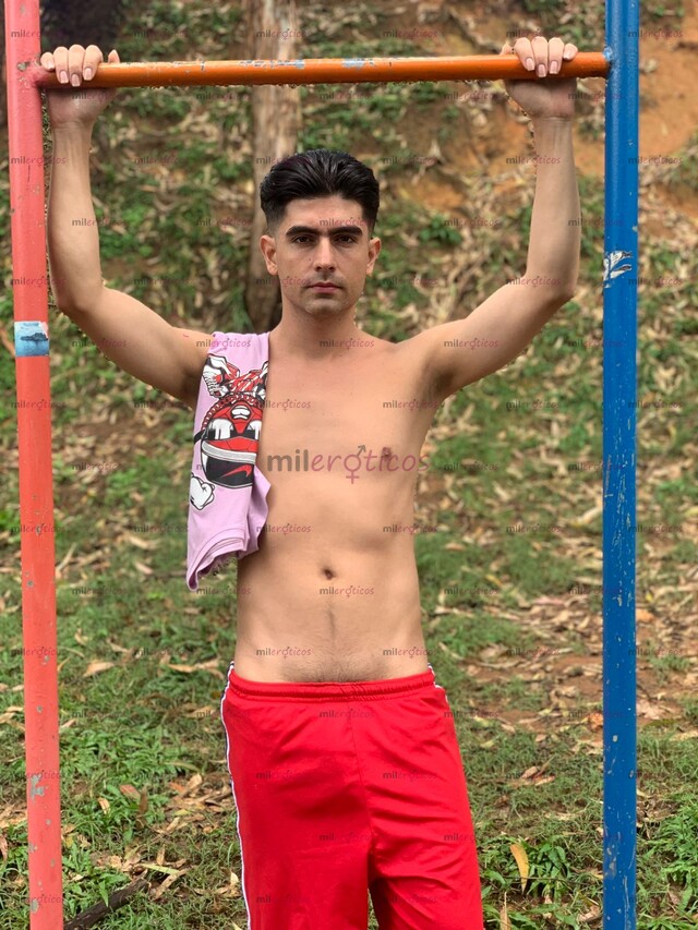 FOTOS DE JOVEN MADURO DISPUESTO A COMPLACERTE DE MEDELLIN MUY PRUDENTE.