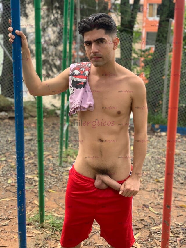 FOTOS DE JOVEN MADURO DISPUESTO A COMPLACERTE DE MEDELLIN MUY PRUDENTE.