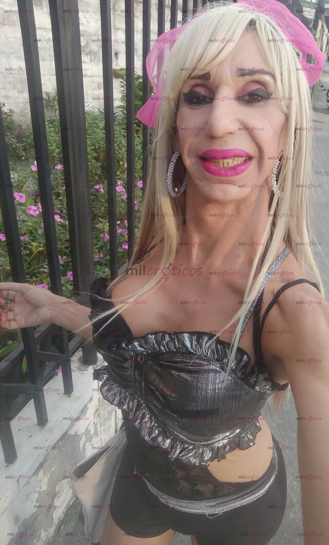 FOTOS DE MONA HERMOSA ARRECHA CON SITIO DISPONIBLE LLÁMAME PAPI RICO