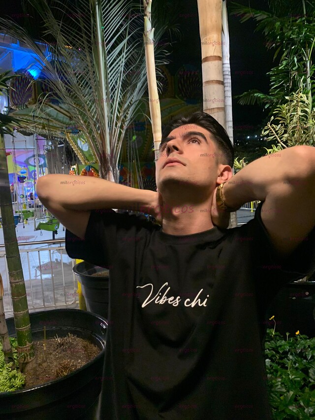FOTOS DE JOVEN MADURO DISPUESTO A COMPLACERTE DE MEDELLIN MUY PRUDENTE.