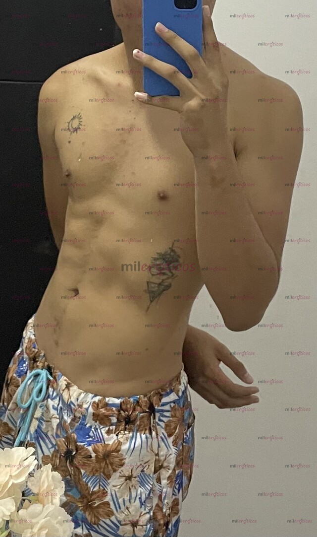 FOTOS DE JOVEN DE 23 AÑOS DISPONIBLE 24H ATIENDO PAREJAS TAMBIÉN. SOLO DOMICILIO