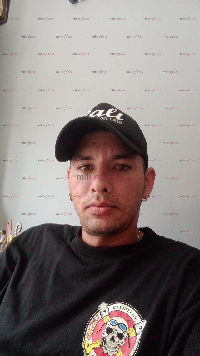 FOTOS DE ME LLAMO JUAN RECIEN LLEGADO DE PERU SOY COLOMBIANO