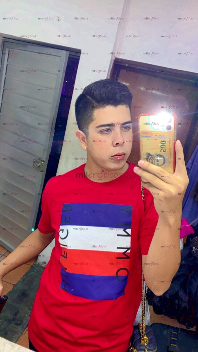 FOTOS DE OJO SOLO VENTA DE CONTENIDO SÚPER RICO VIDEO LLAMADAS Y VIDEOS PERSONALIZADOS