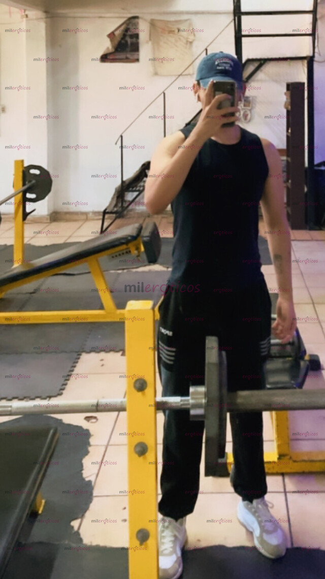 FOTOS DE NORTEÑO CALIENTE, SÚPER COMPLACIENTE Y EDUCADO