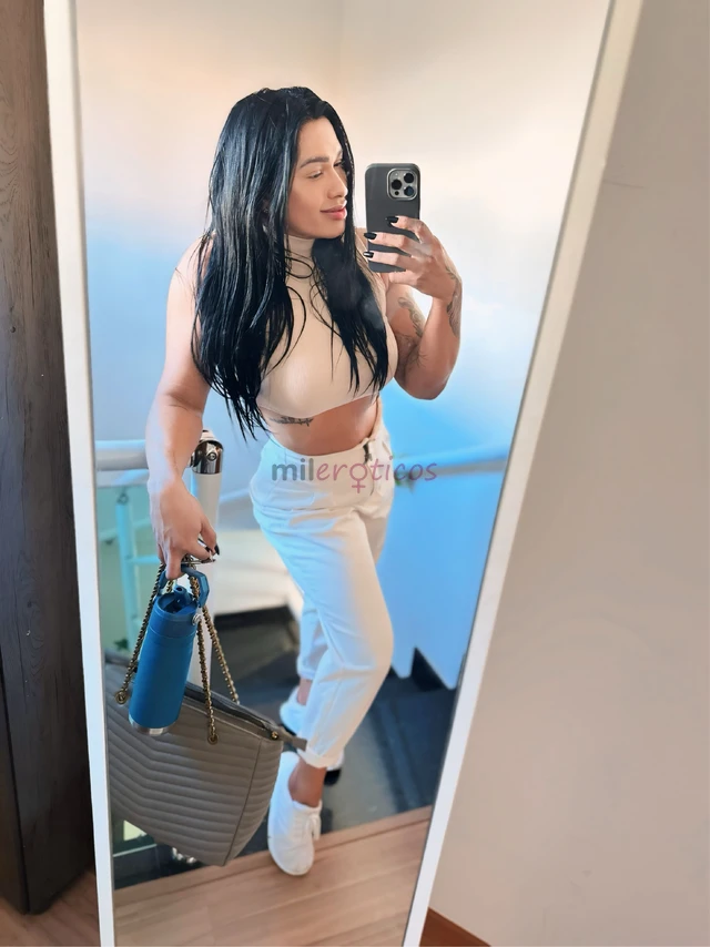 Ola amores faco massagens relaxantes sensuais como tantrica e nuru com ou sem finalizacao atendo com um mix de massagens eroticas vivencia como nuru t...