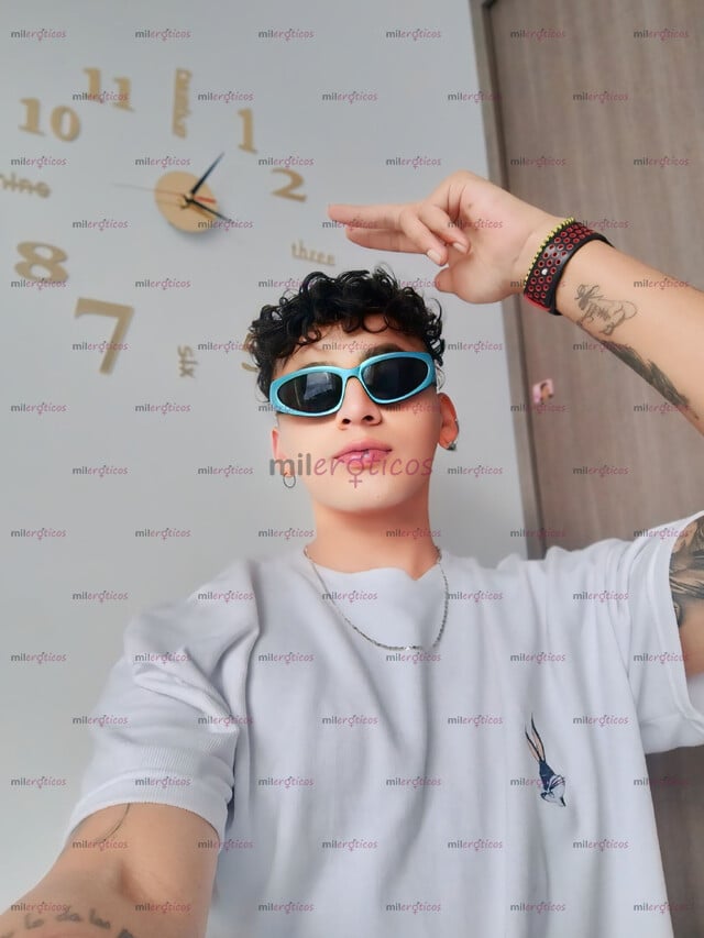 FOTOS DE KN CENTRAL ANDRÉS VERSTIL FULL COMPLACIENTE AMANTE AL ORAL Y BESO NEGRO Y MAMAD
