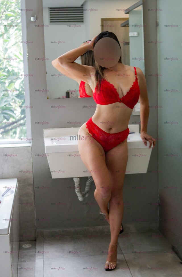 FOTOS DE SOY CRISTINA PAISA CALIENTE JOVEN EXTROVERTIDA SUPER CALIENTE PARA TI