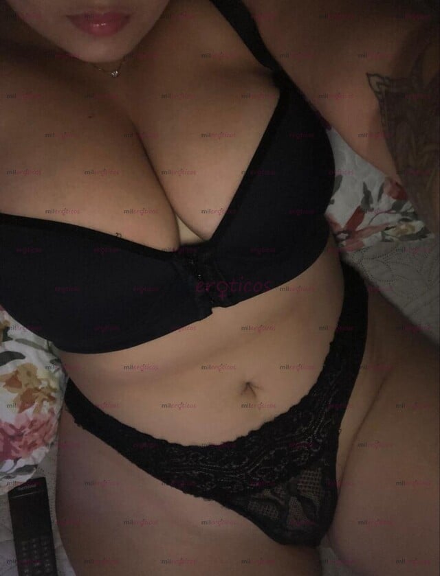 FOTOS DE HERMOSA CHICA TETAS GRANDES Y COLA GRANDE CUERPO NATURAL EXELENTE SERVICIO CON S