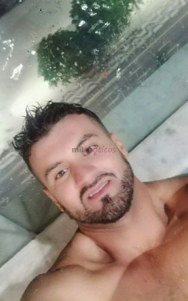 Atiendo en domicilio hoteles motelesetc hombre chileno de compania para citas y encuentros sexuales solo mujeresmi descripcion es la siguiente amablee...