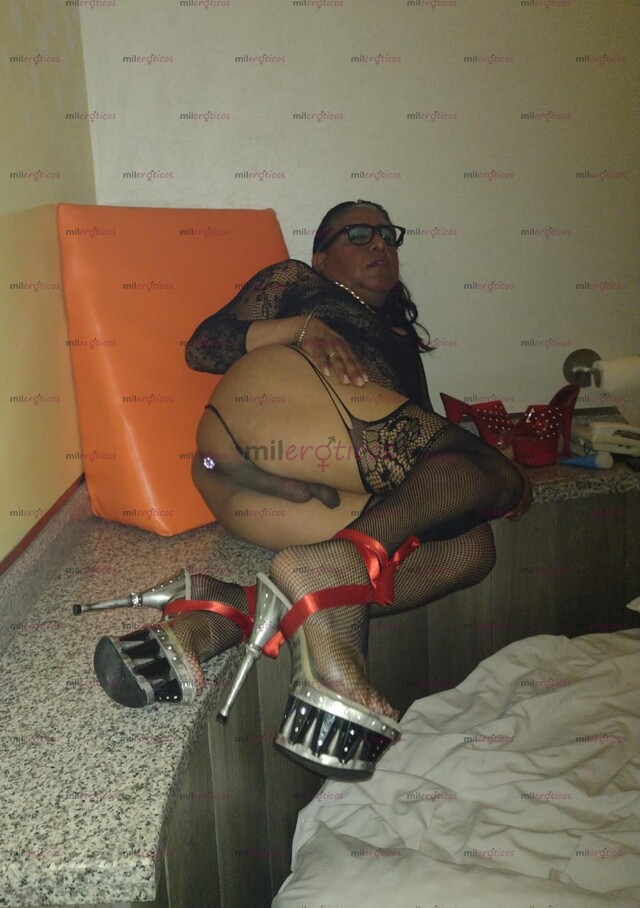 FOTOS DE ESTA DE REGRESO UNA DE LAS MAS PUTOTAS KALIENTES PARA TI