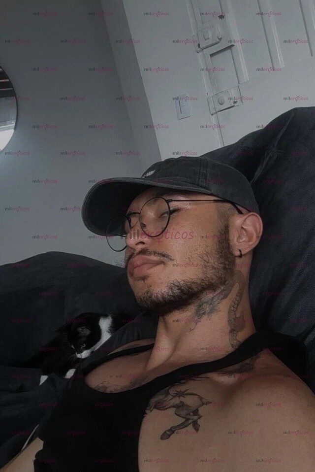 FOTOS DE ENJOY THE TOUCH OF ECSTASY WITH MY HANDS EN ES IT FR DE