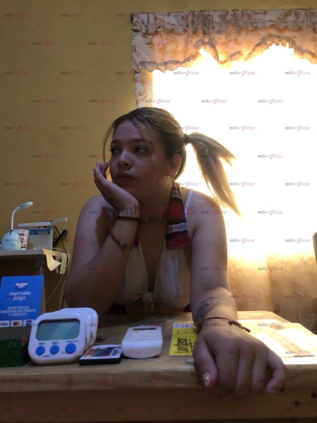 FOTOS DE HOLA SOY LUCY ESTUDIENTE NUEVA EN EL HAMBIENTE GUERITA OJO VERDE