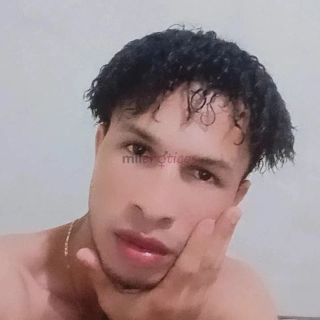 Ola eu sou versatil passivo tenho local proprio e faco atendimento em motel tambem sou acompanhante sou bem cuidado limpinho cheiroso e higienico venh...