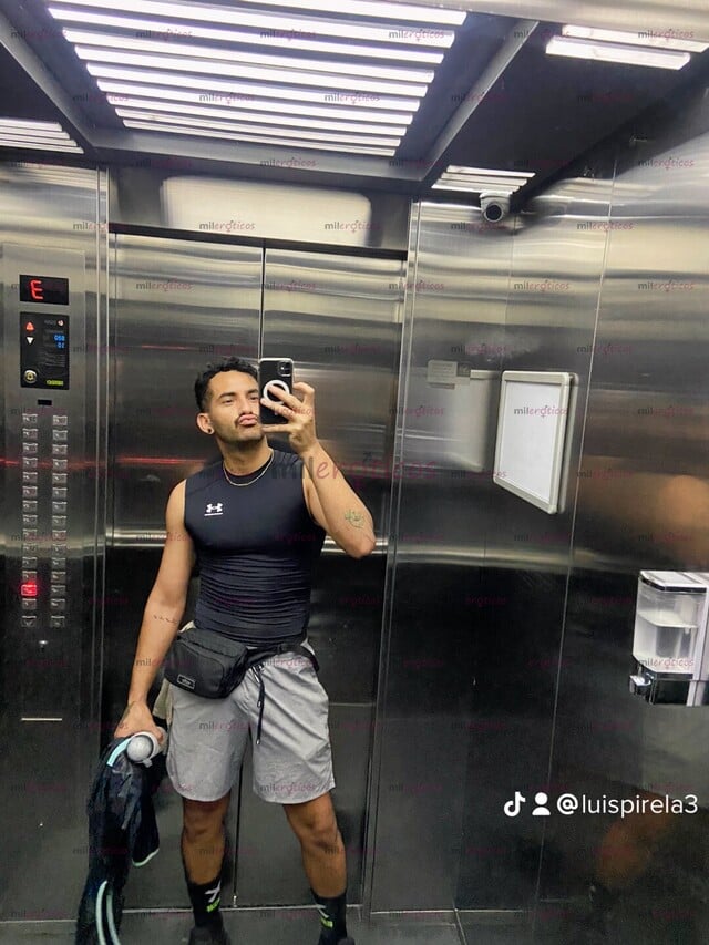 FOTOS DE CHICO JOVEN DISPONIBLE ORA TI LLAMA O ESCRIBE AL WHATSAAP