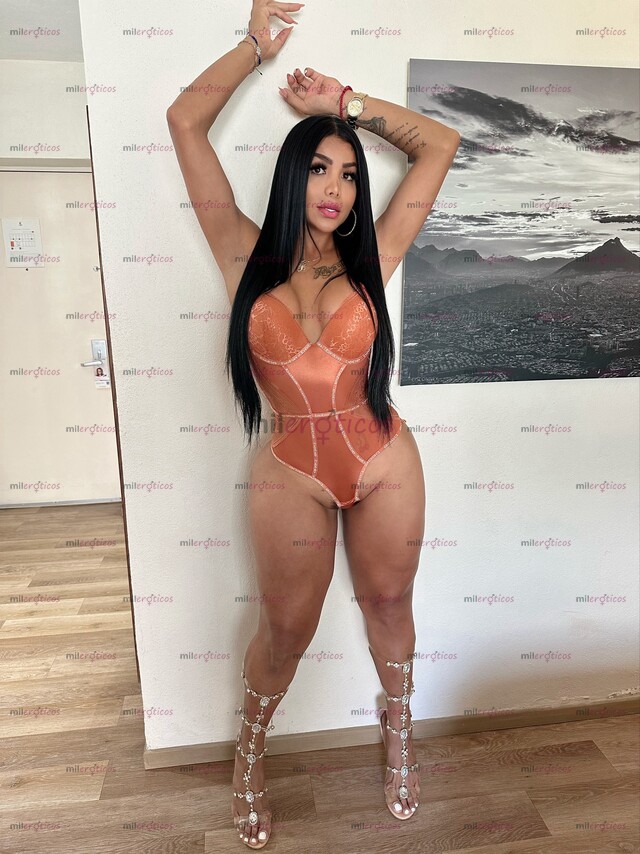 FOTOS DE YA DISPONIBLE,LA YEGUA EN BUSCA DE SU POTRO Q LA COJA BIEN RICO