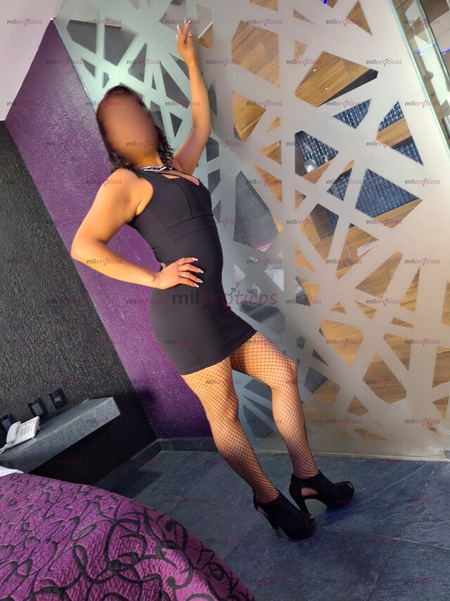 FOTOS DE ELEGANTE, SEDUCTORA, COMPROMETIDA SUPER SENSUAL Y BONITA