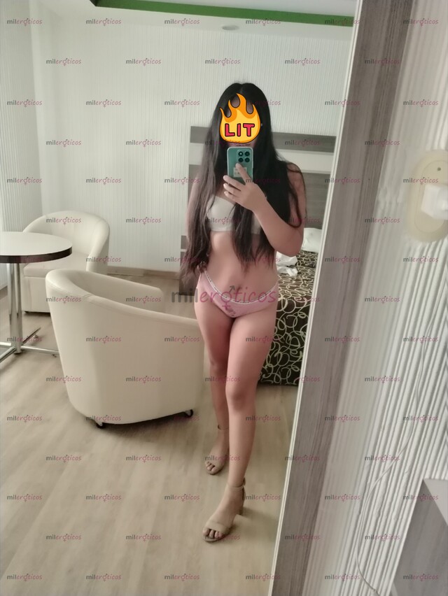 FOTOS DE COMPRA MIS NALGAS JUGOSAS SOY LA MORENA QUE SIEMPRE TE HAS QUERIDO COGER
