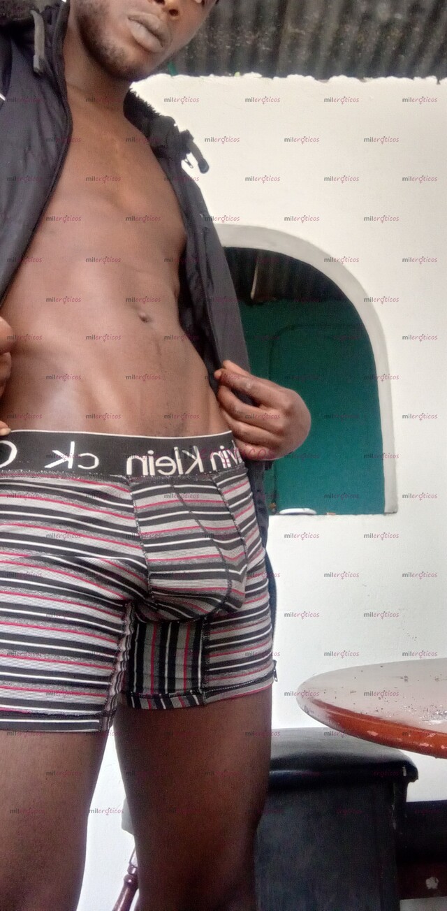 FOTOS DE CHICO NEGRO VERGÓN 22 CM DEPORTISTA Y FUTBOLISTA ALTO A CUMPLIR TODAS TU FANTASI
