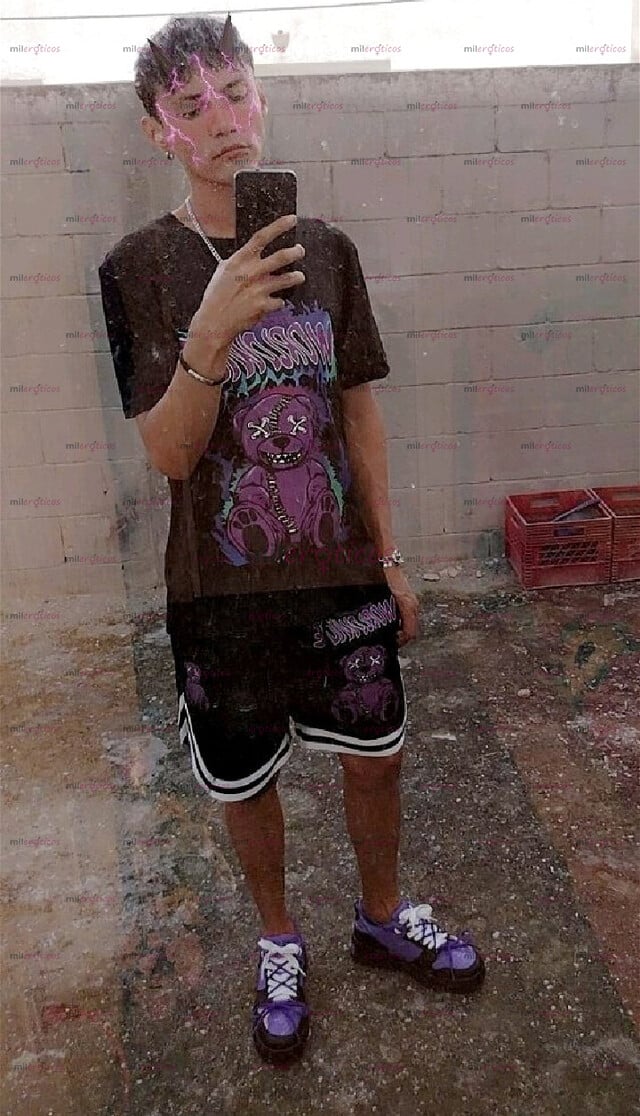FOTOS DE SOY ACTIVO VERGON COGELON AGUANTADOR Y MUY CALIENTE