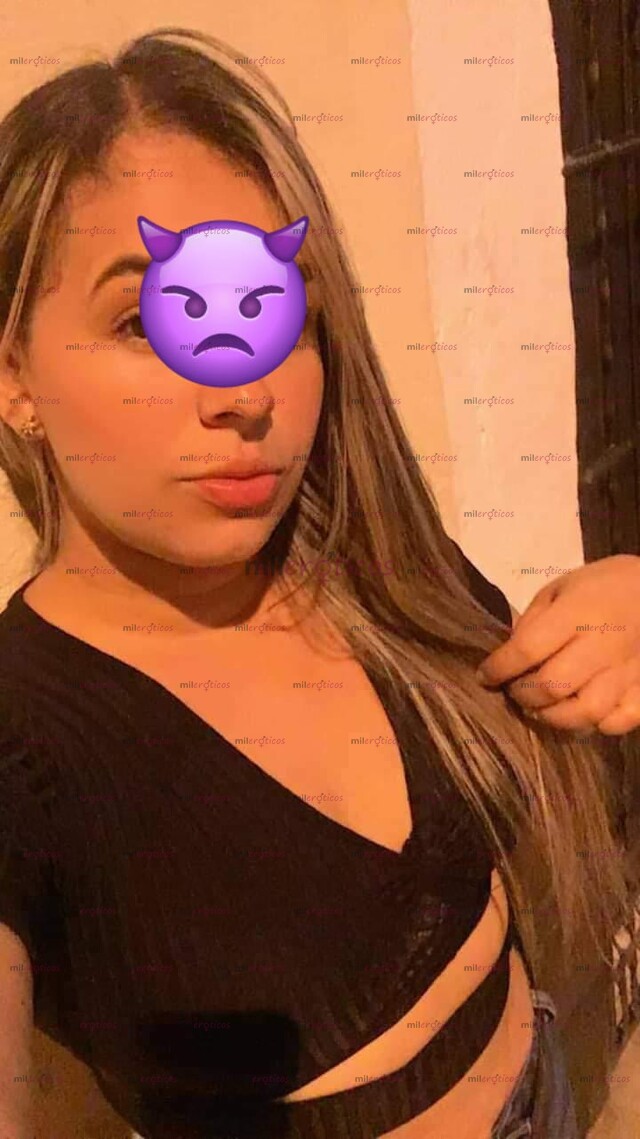FOTOS DE MONITA SEXY Y RICA ARDIENTE Y COMPLACIENTE JUGUETONA TODA UNA DIABLA