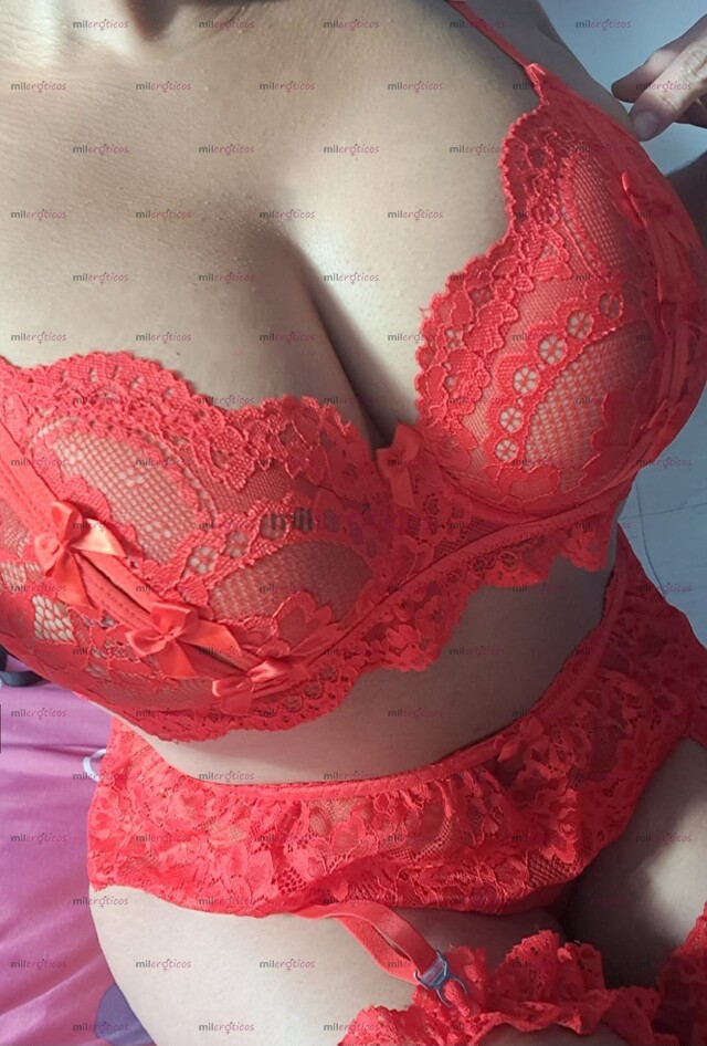 FOTOS DE CAMILA ARDIENTE MORENA DE TETAS GRANDES Y NATURALES.