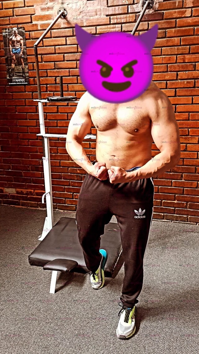 FOTOS DE POR TIEMPO LIMITADO BEBÉ DISFRUTA DE UN RICO MASAJE TÁNTRICO