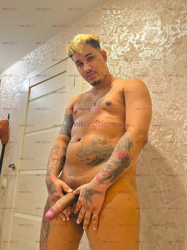 FOTOS DE SOY UN CHICO ACTIVO, ALTO Y GUAPO CON UNA POLLA DE 19 CM JUGOSA