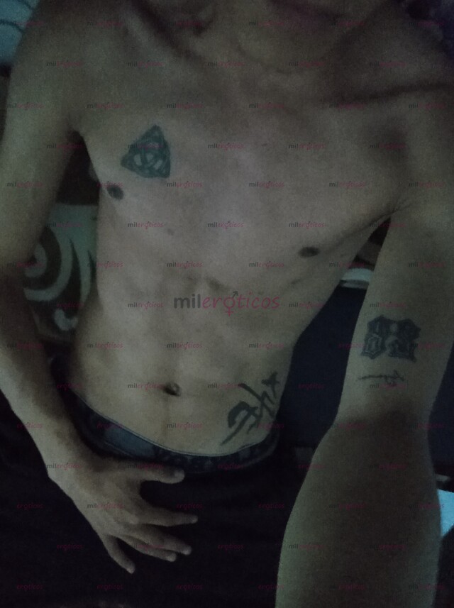 FOTOS DE CHICO DE 21 A TU DISPOSICIÓN BBEBE EN BUSCA DE AVENTURAS