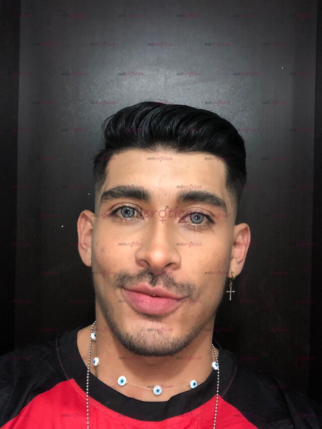 FOTOS DE FLACO JOVEN Y ATRACTIVO DISPUESTO A COMPLACER CADA UNO DE TUS DESEOS