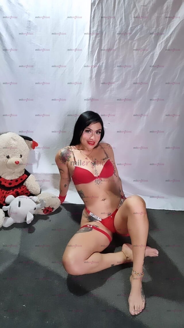 FOTOS DE TU PUTITA FAVORITA LISTA PARA DESLECHARTE TODO Y QUE TERMINES EN MI CULO