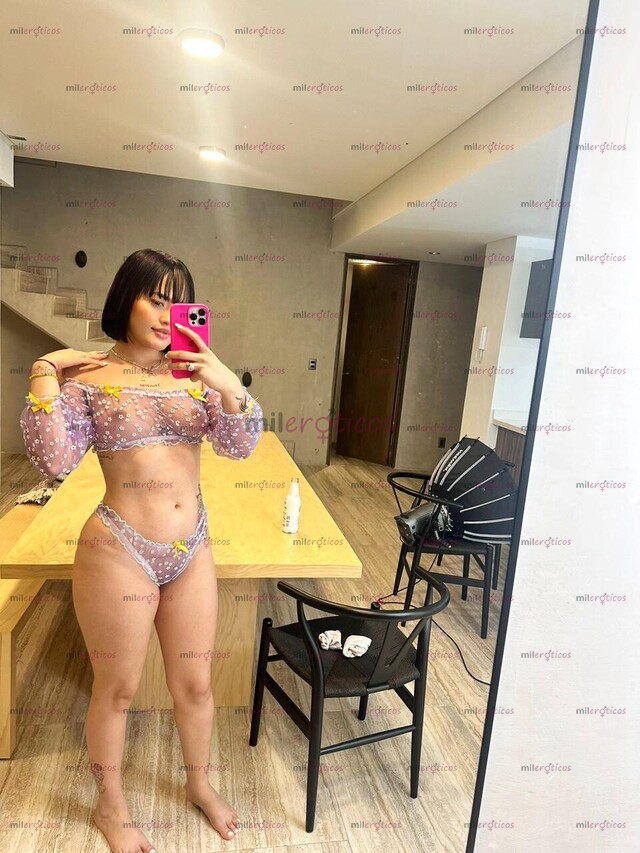 FOTOS DE PAPI TENGO LA PANOCHA JUGOSA Y APRETADITA LISTA PARA COJER