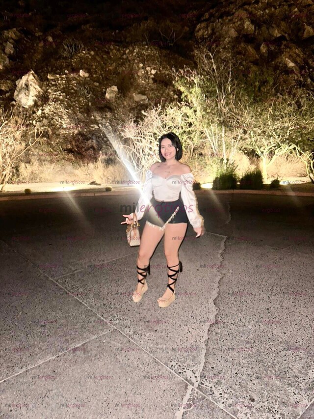 FOTOS DE PAPI TENGO LA PANOCHA JUGOSA Y APRETADITA LISTA PARA COJER