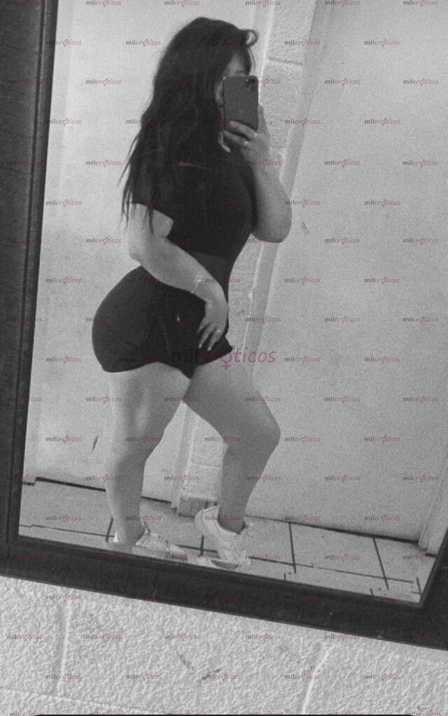 FOTOS DE MOR ME LLAMO DENNISE Y SOY LA CHICA QUE TE HARA OLVIDAR TUS PROBLEMAS