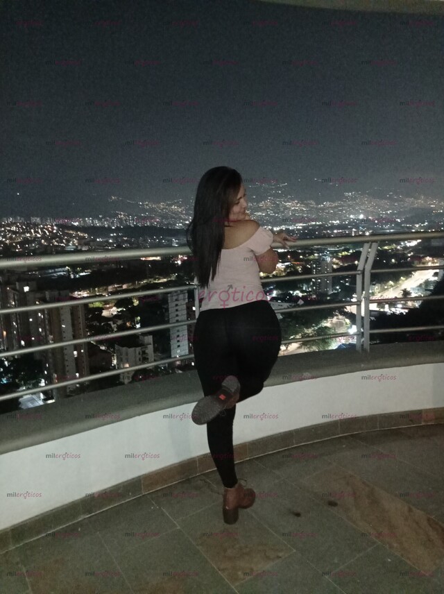 FOTOS DE JOVEN HERMOSA PAISA ACTIVA O SUMISA PARA TU DELEITE PERSONAL.; )