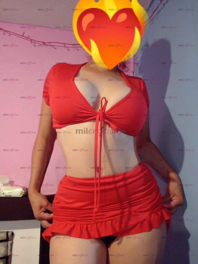 FOTOS DE SOY UNA ESCORT DESPAMPANANTE, RELUCIENTE Y CACHONDA