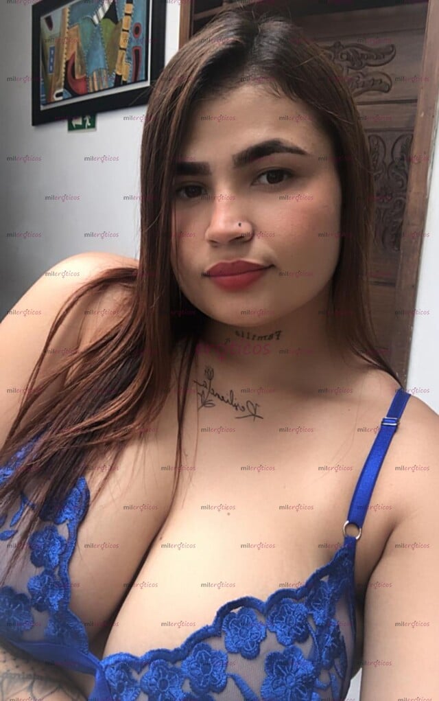 FOTOS DE SALOMÉ. MAMASITA VOLUPTUOSA PIEL BLANCA DESCONPLICADA PRIMERA VEZ