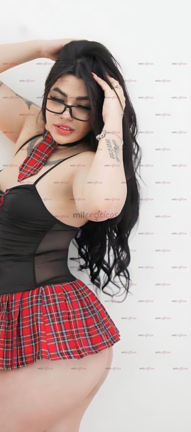 FOTOS DE ME LLAMO STEFA,TENGO 20AÑOS CONTACTAME PASEMOSLA DELICIOSO Y SIENTE LO RICA QUE