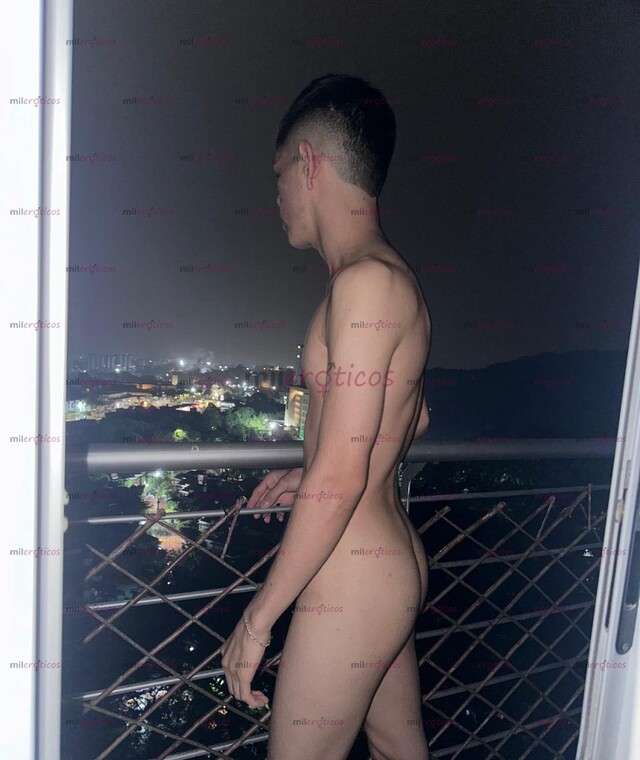 FOTOS DE AQUÍ FLACO RECIÉN LLEGADO NUEVO EN ESTO DISPUESTO A COMPLACERTE
