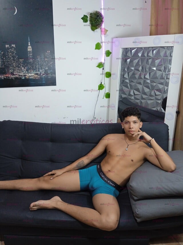 FOTOS DE DELICIOSO HOMBRE ACTIVO 18 CM CALIENTE LISTO PARA HACERTE SENTIR DE LO MEJOR